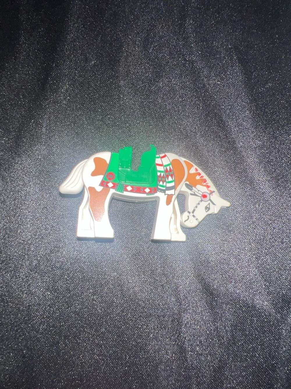 LEGO Western Native American Style Horse with Green Saddle and Red Handprint - Picture 2 of 7